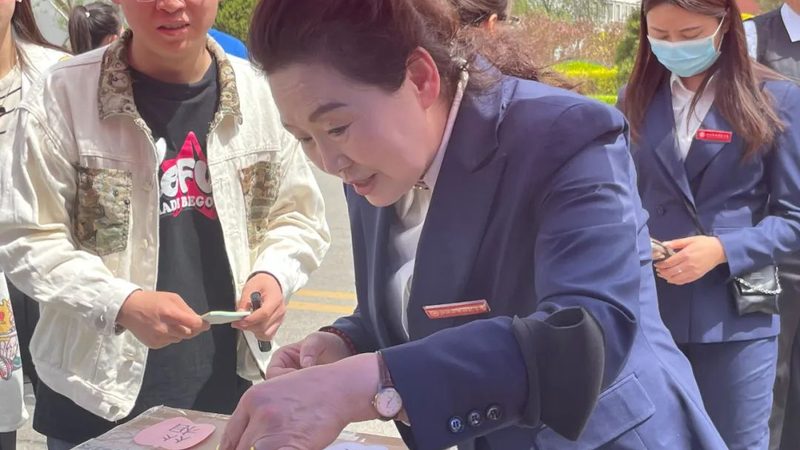 淘宝直播代运营：月费构成揭秘与行业洞察