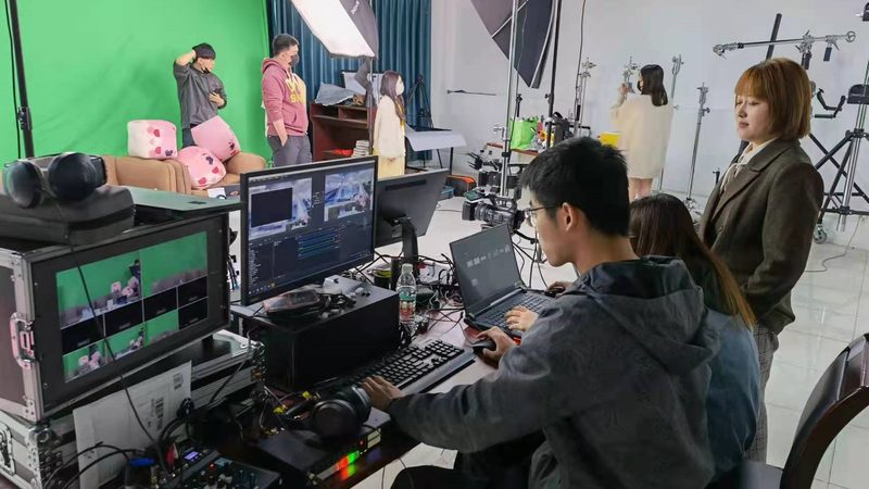 女装直播代运营：揭秘优质服务的关键要素